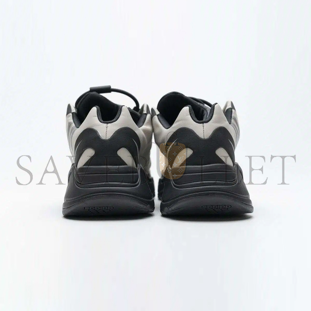 ADIDAS YEEZY ADIDAS BOOST 700 MNVN BONE FY3729